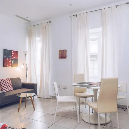 2br And 2ba In The Zoko Cozy And Convenient * Gibraltar